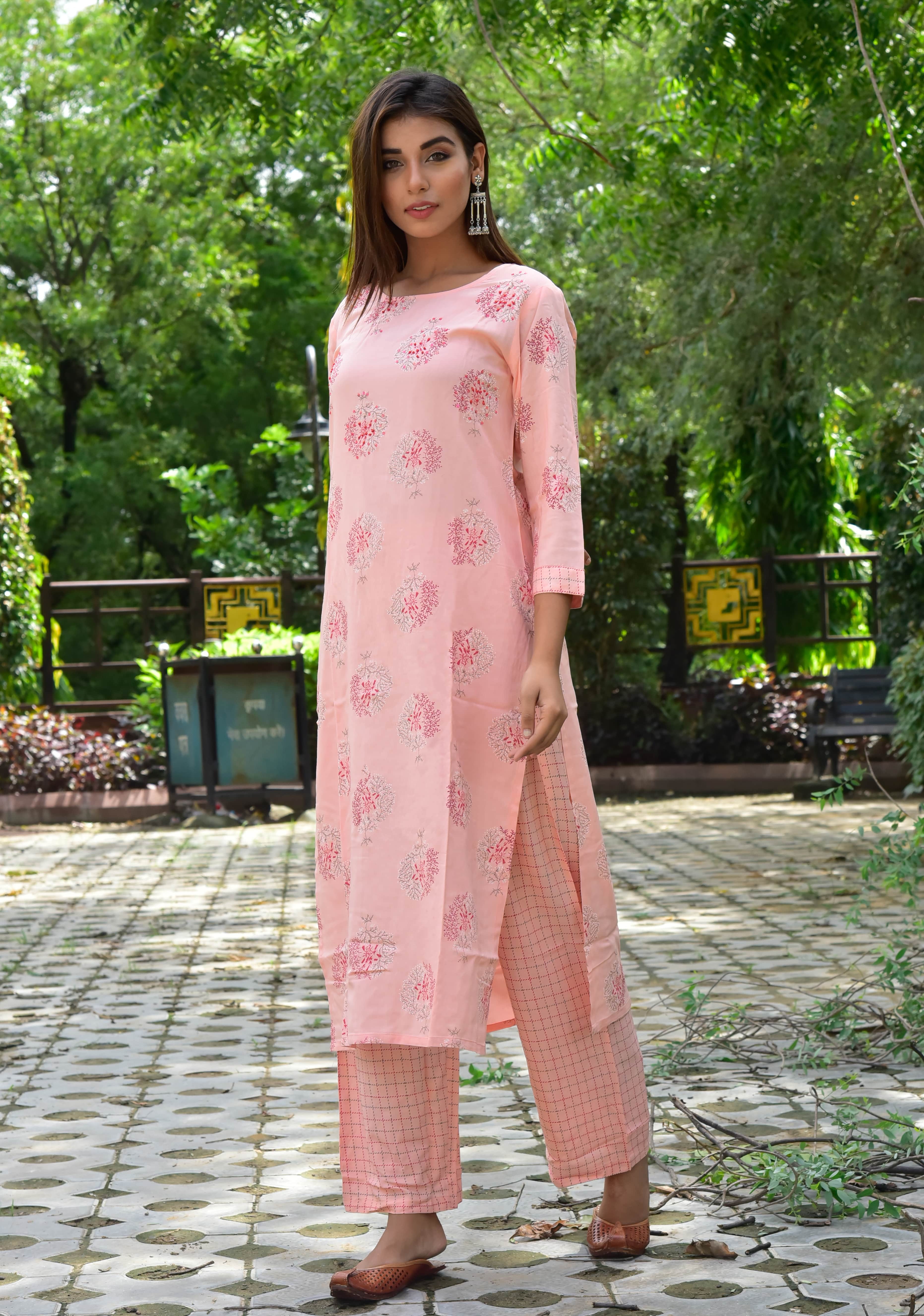 Blush Pink Floral Printed Kurta Set with Straight Pants