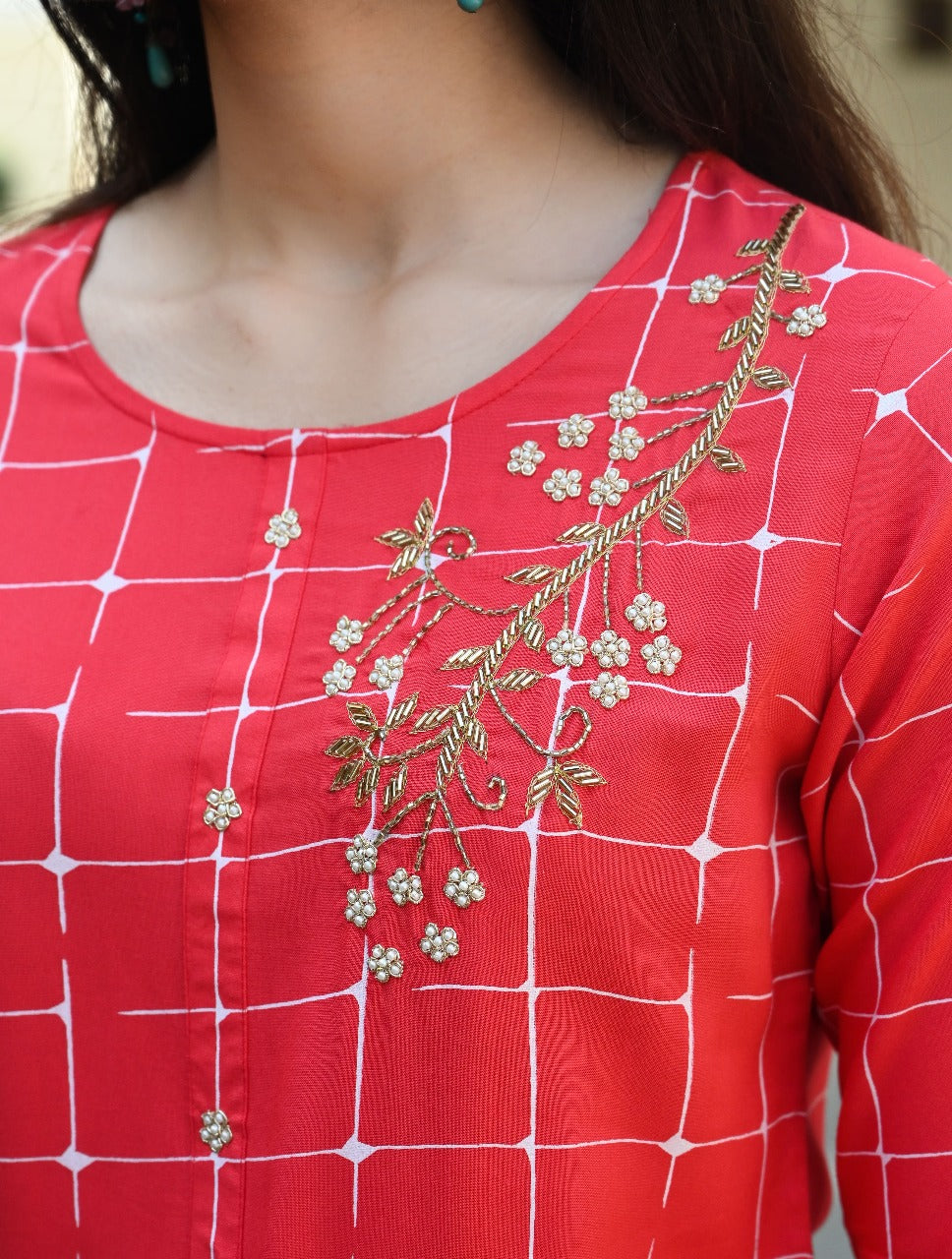 Gajari Checkered Straight Kurti with Handwork