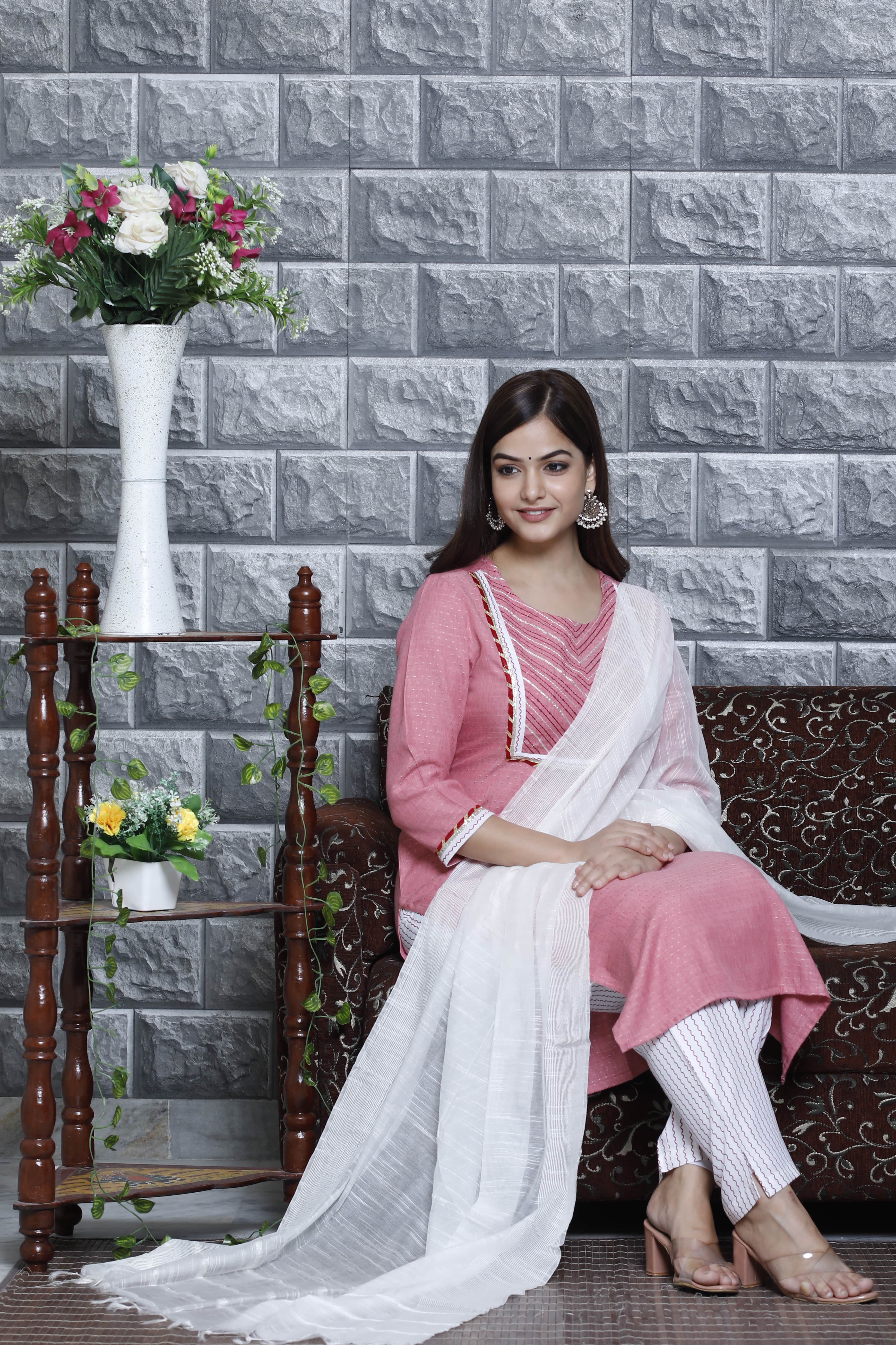 Pink Straight Kurta Set with White Dupatta and Printed Pants