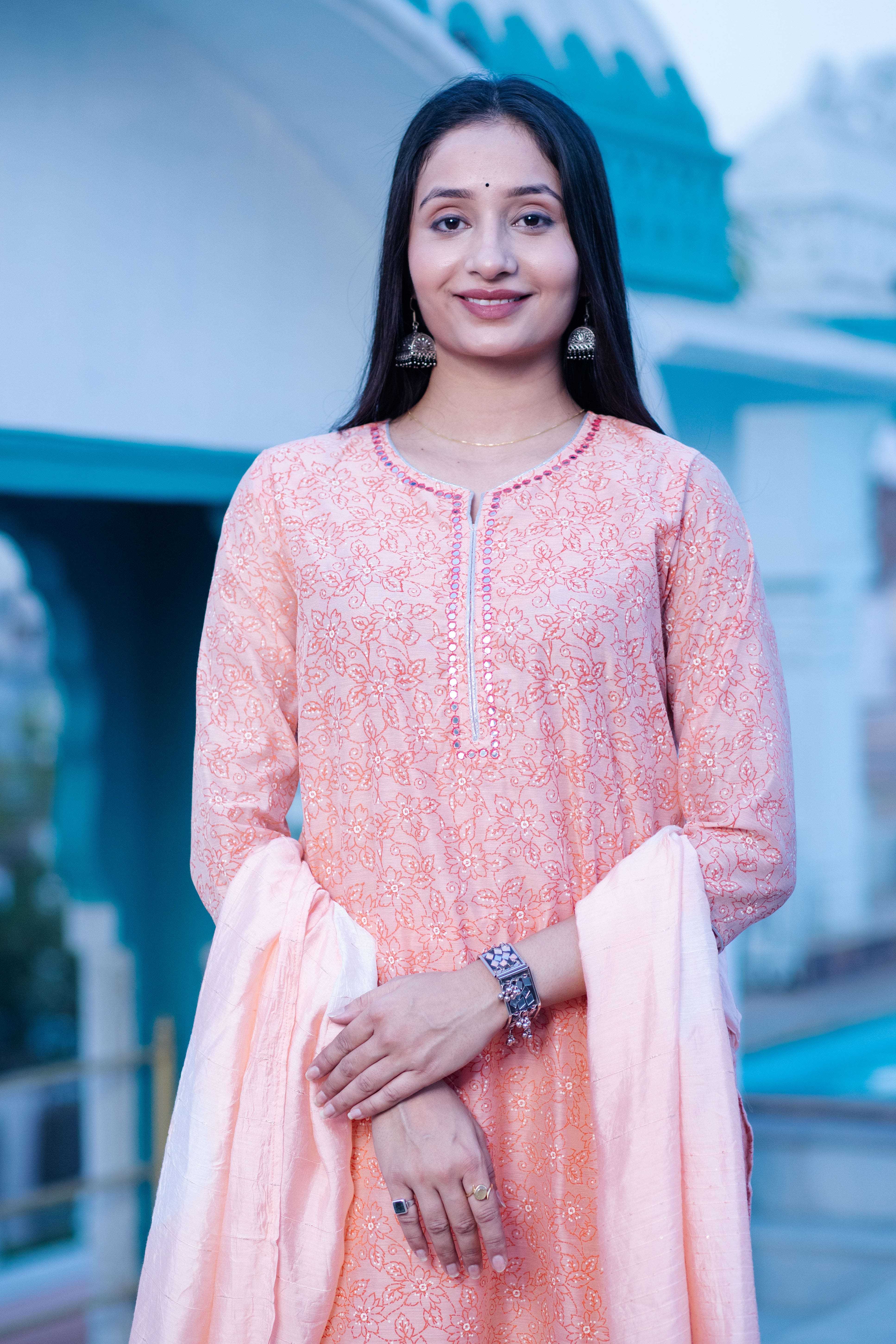 Peach Elegance Redefined