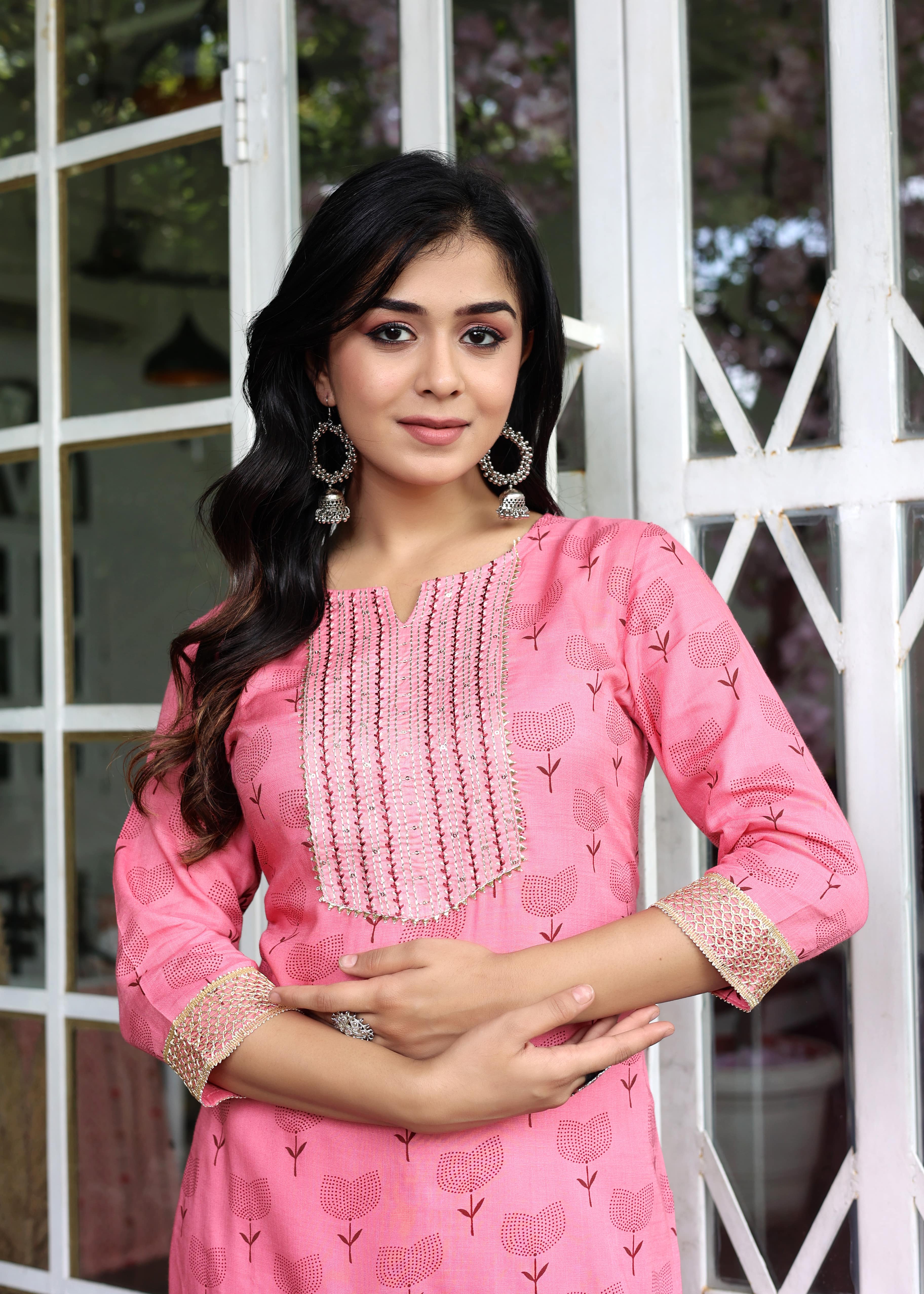 Floral Embroidered Pink Kurta Set with Pants