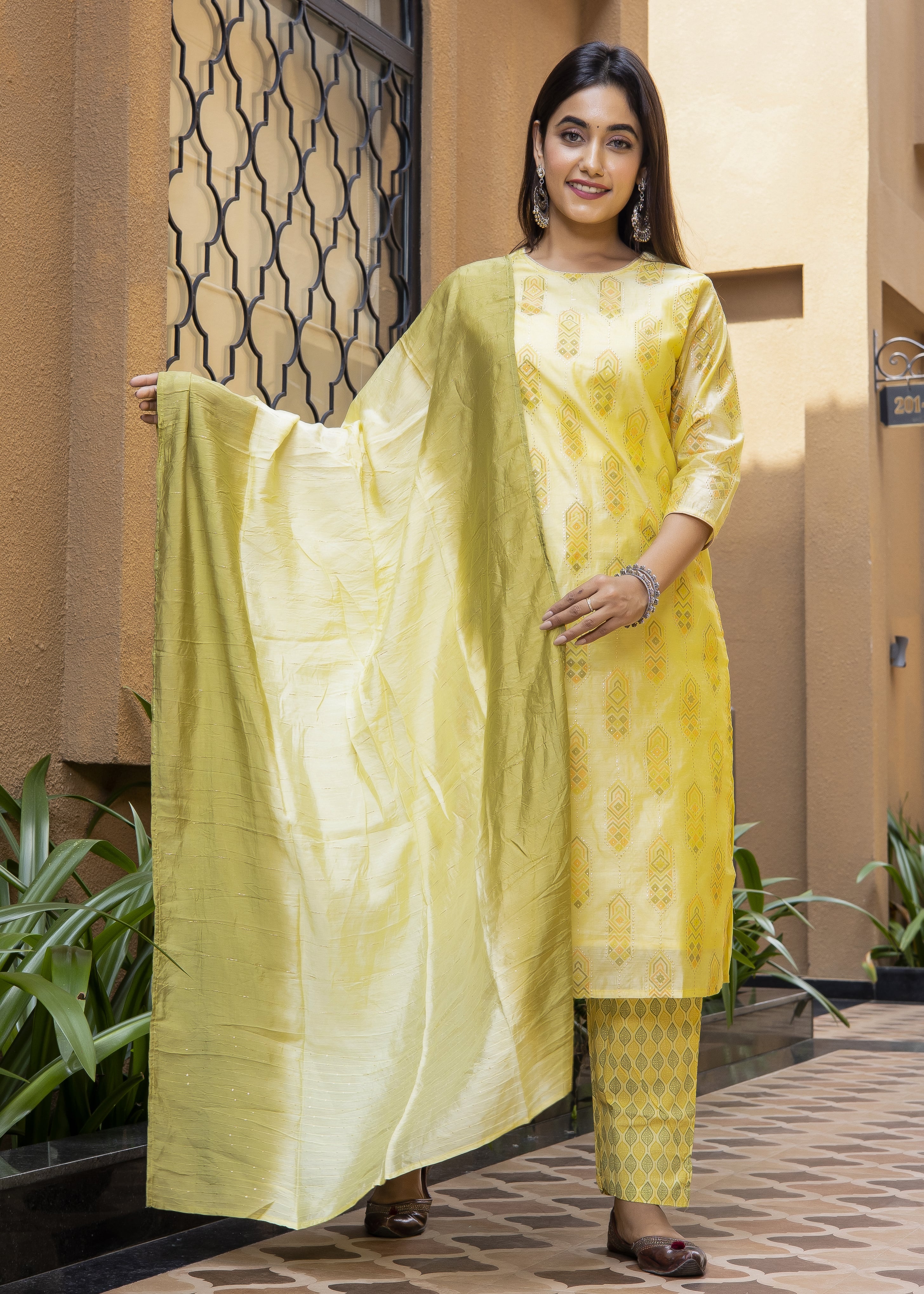 Elegant Yellow Chanderi Blend Kurta Set with Dupatta