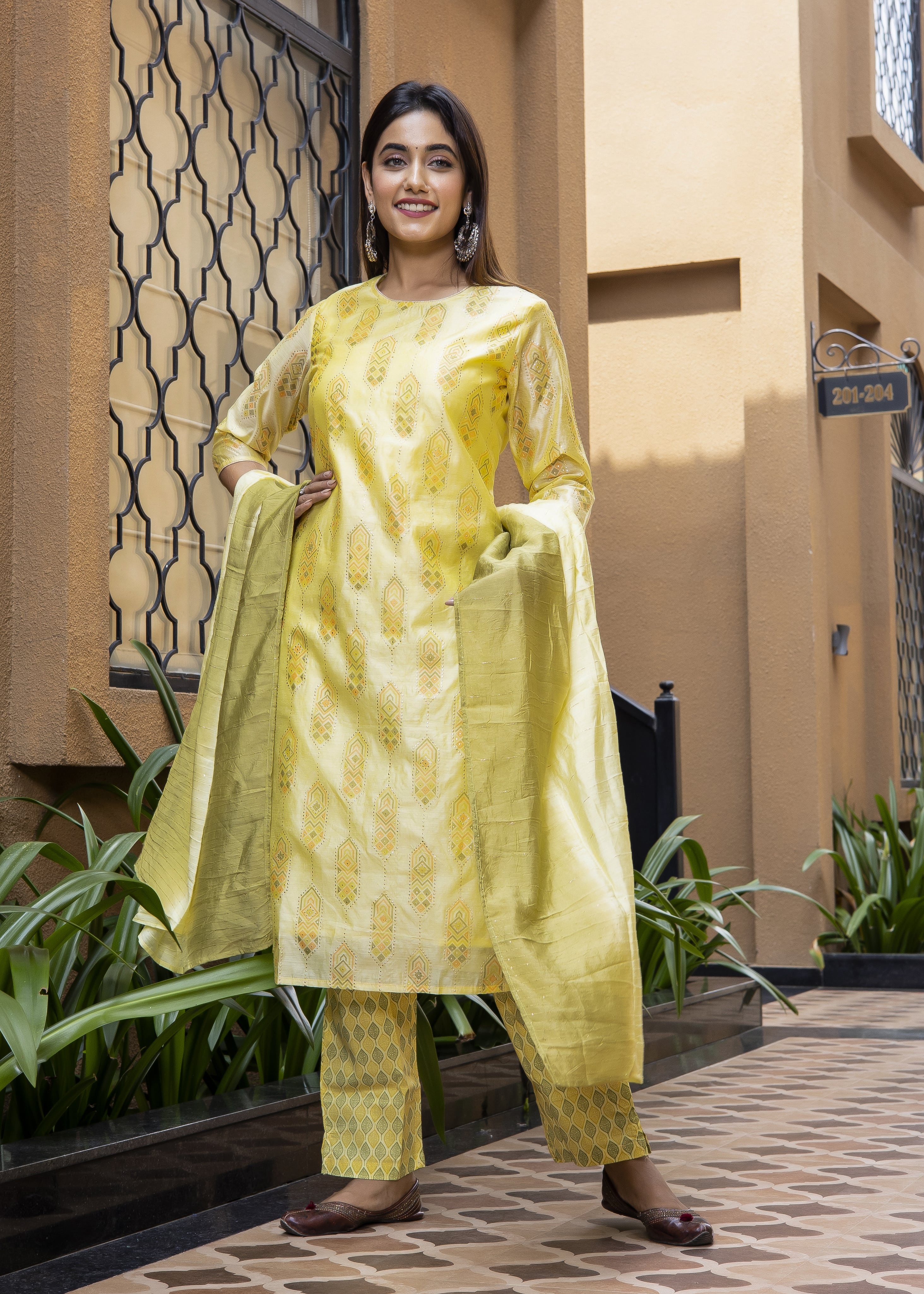 Elegant Yellow Chanderi Blend Kurta Set with Dupatta