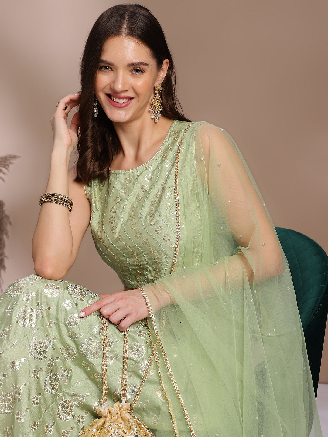 Pastel Charm. Golden Glow. Timeless You.