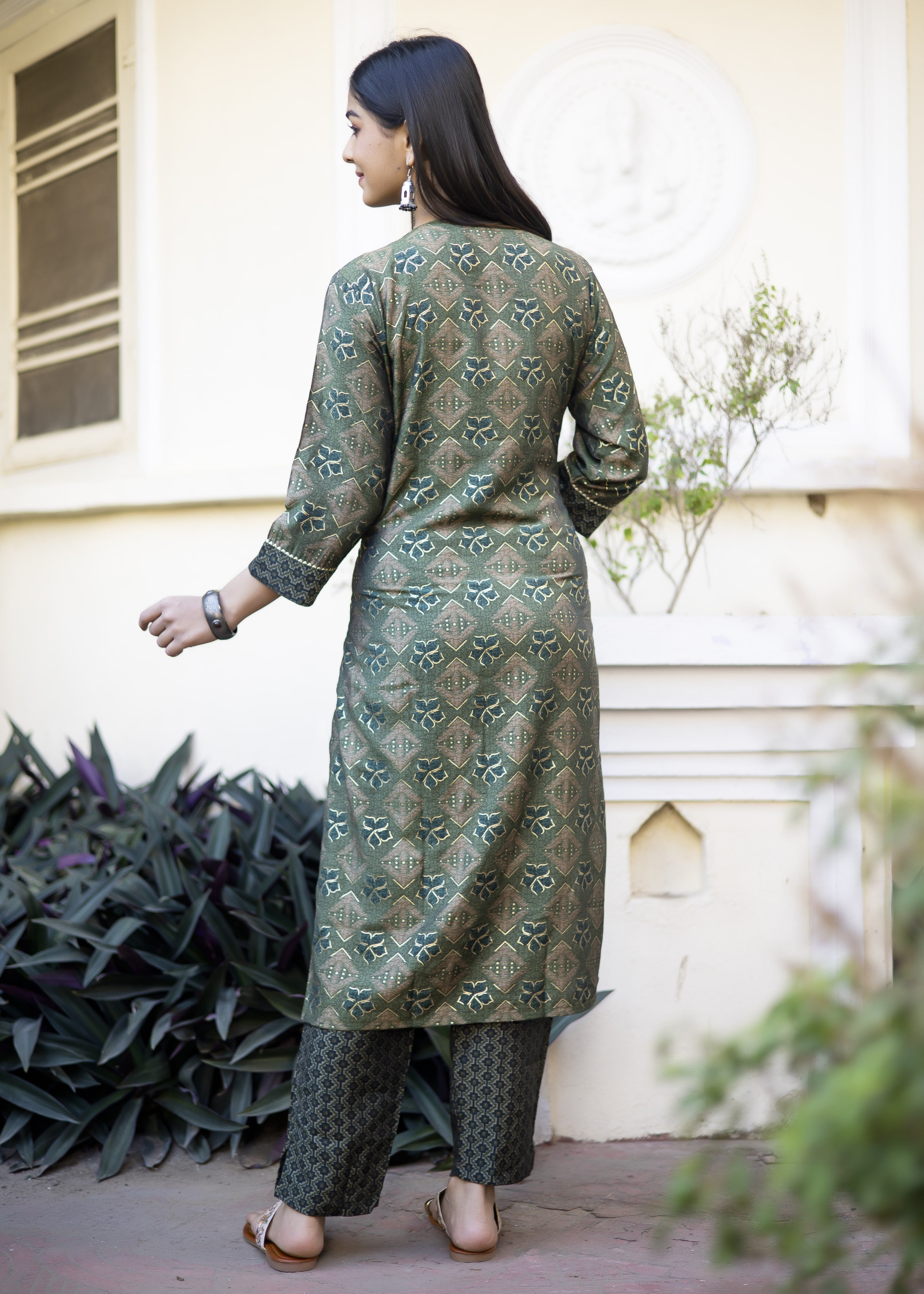 Elegant Green Embroidered Kurta Set with Printed Dupatta