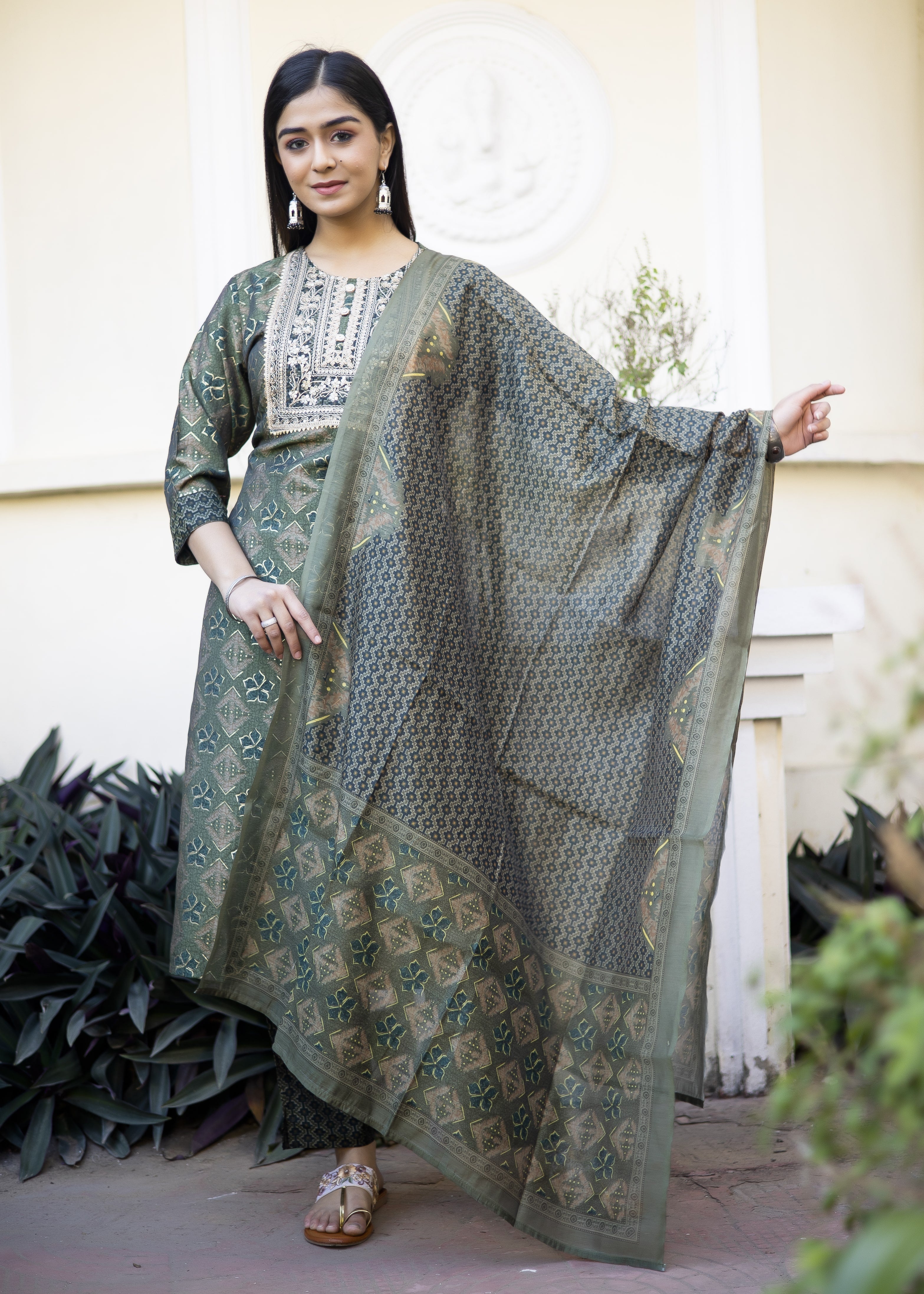Elegant Green Embroidered Kurta Set with Printed Dupatta