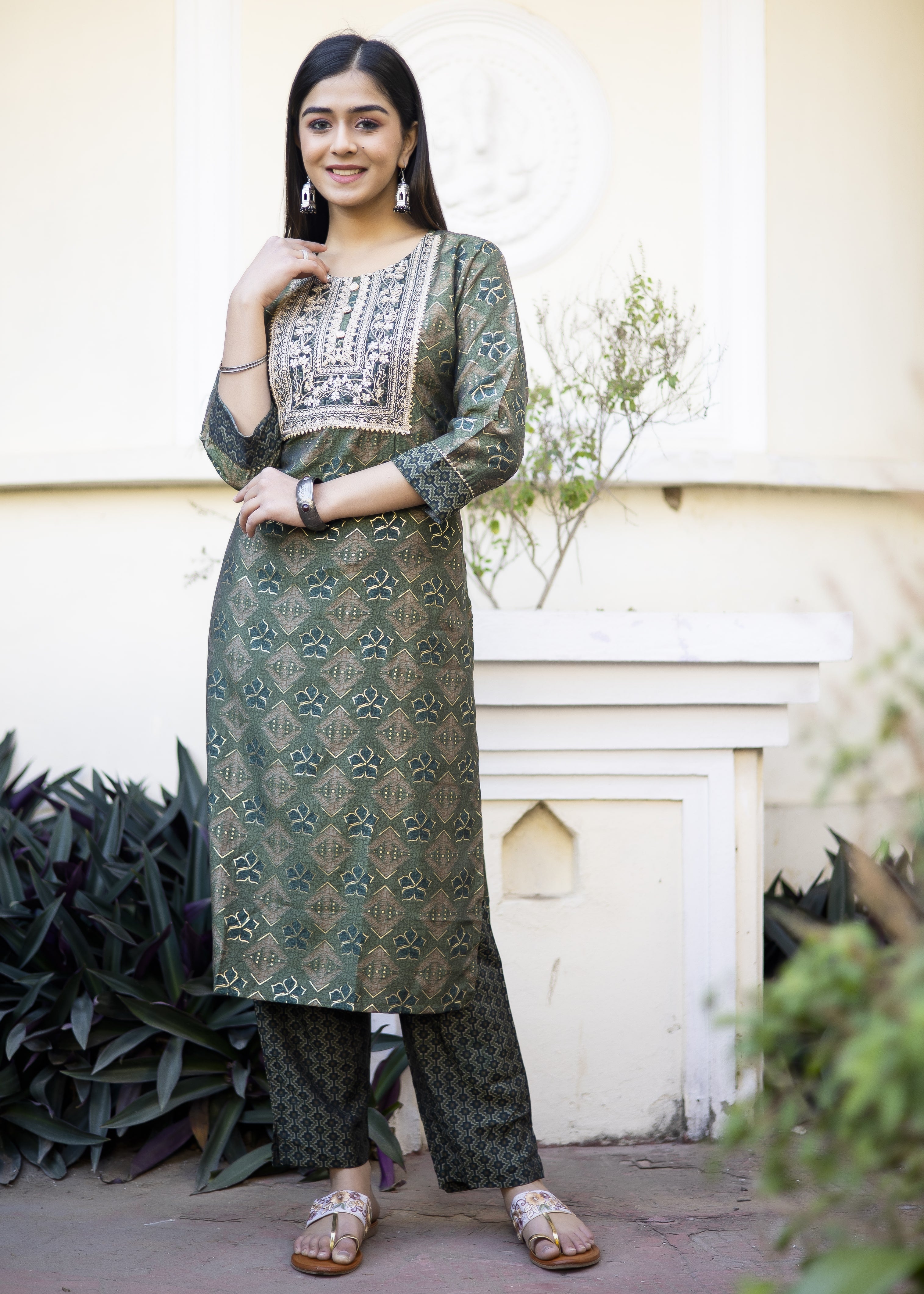 Elegant Green Embroidered Kurta Set with Printed Dupatta