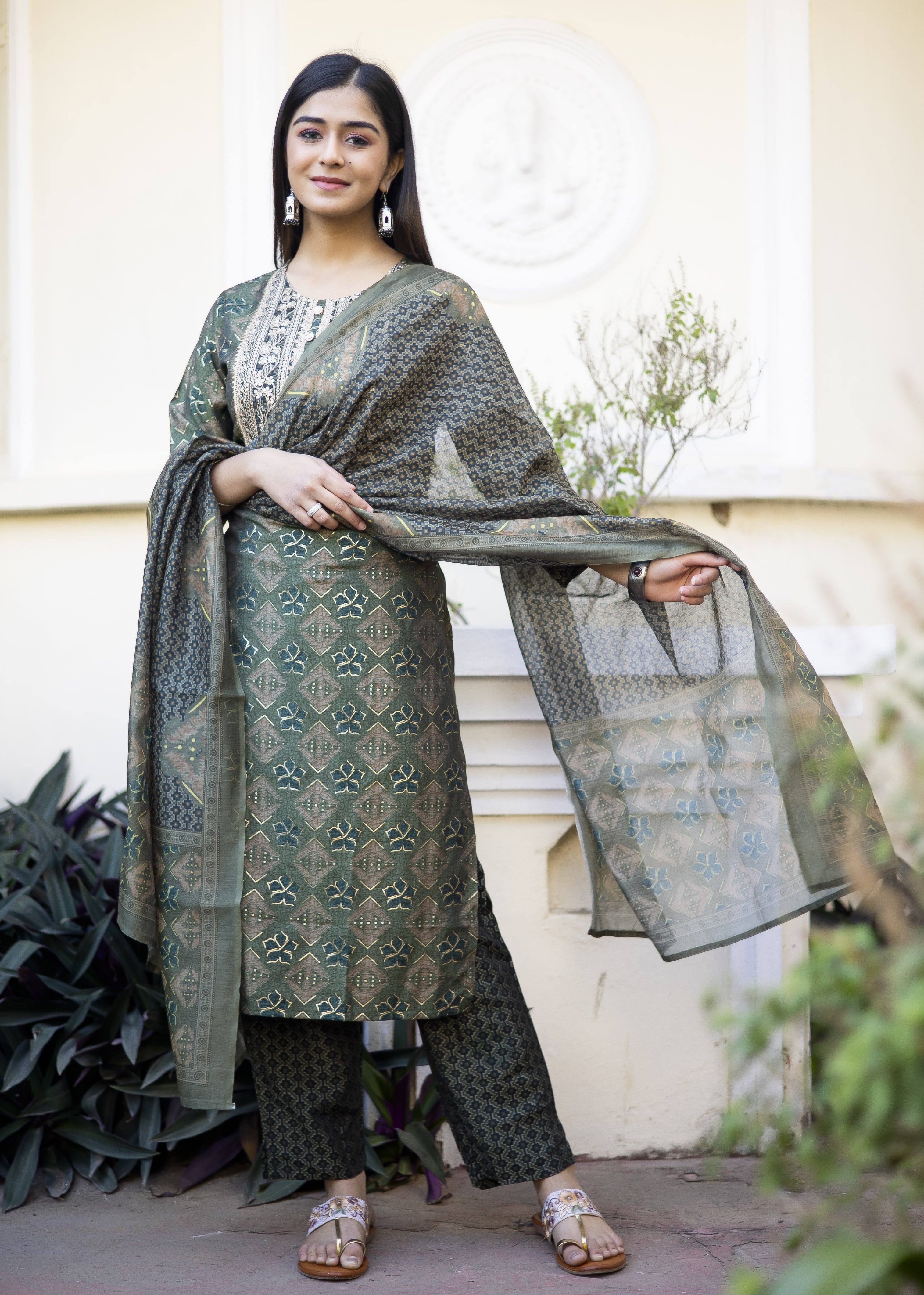 Elegant Green Embroidered Kurta Set with Printed Dupatta