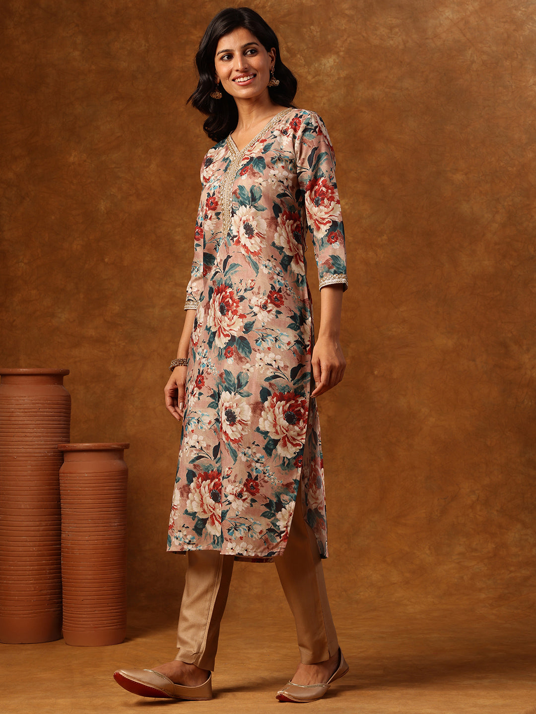 Timeless Elegance - Floral Printed Straight Kurta with V-neckline