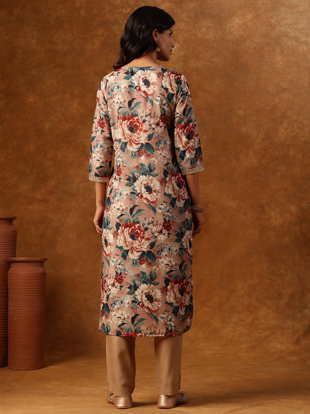 Timeless Elegance - Floral Printed Straight Kurta with V-neckline