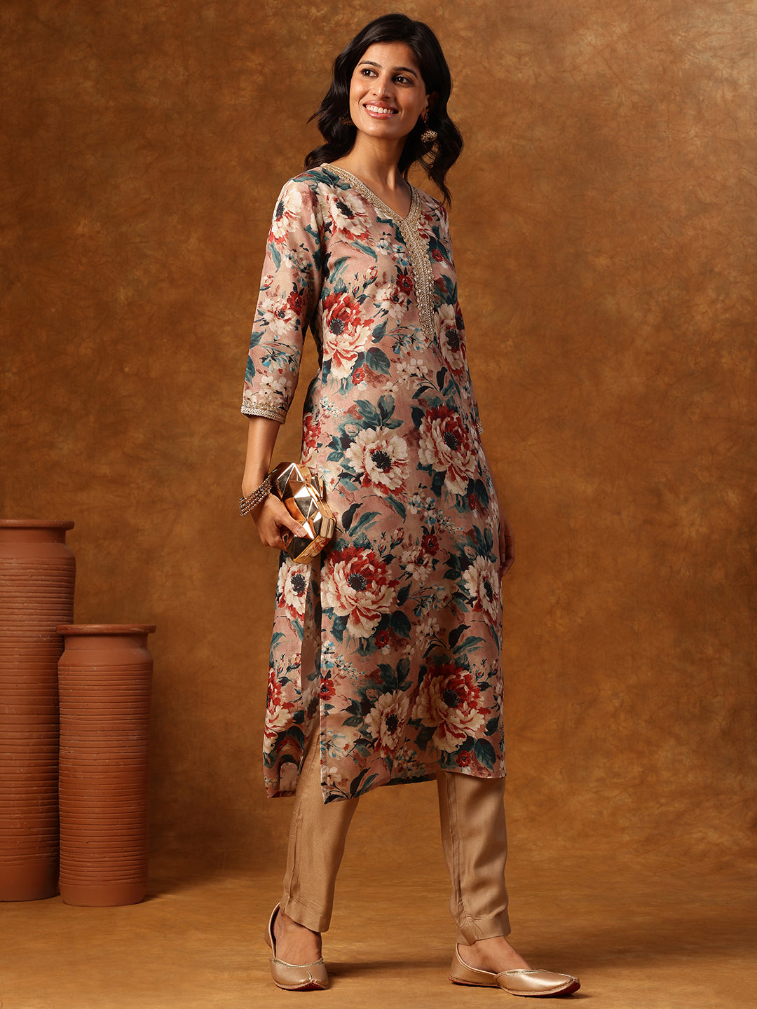 Timeless Elegance - Floral Printed Straight Kurta with V-neckline