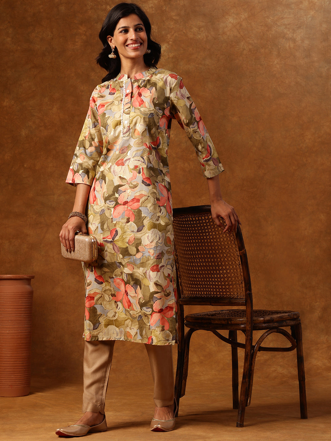Green Floral Printed Straight Kurta