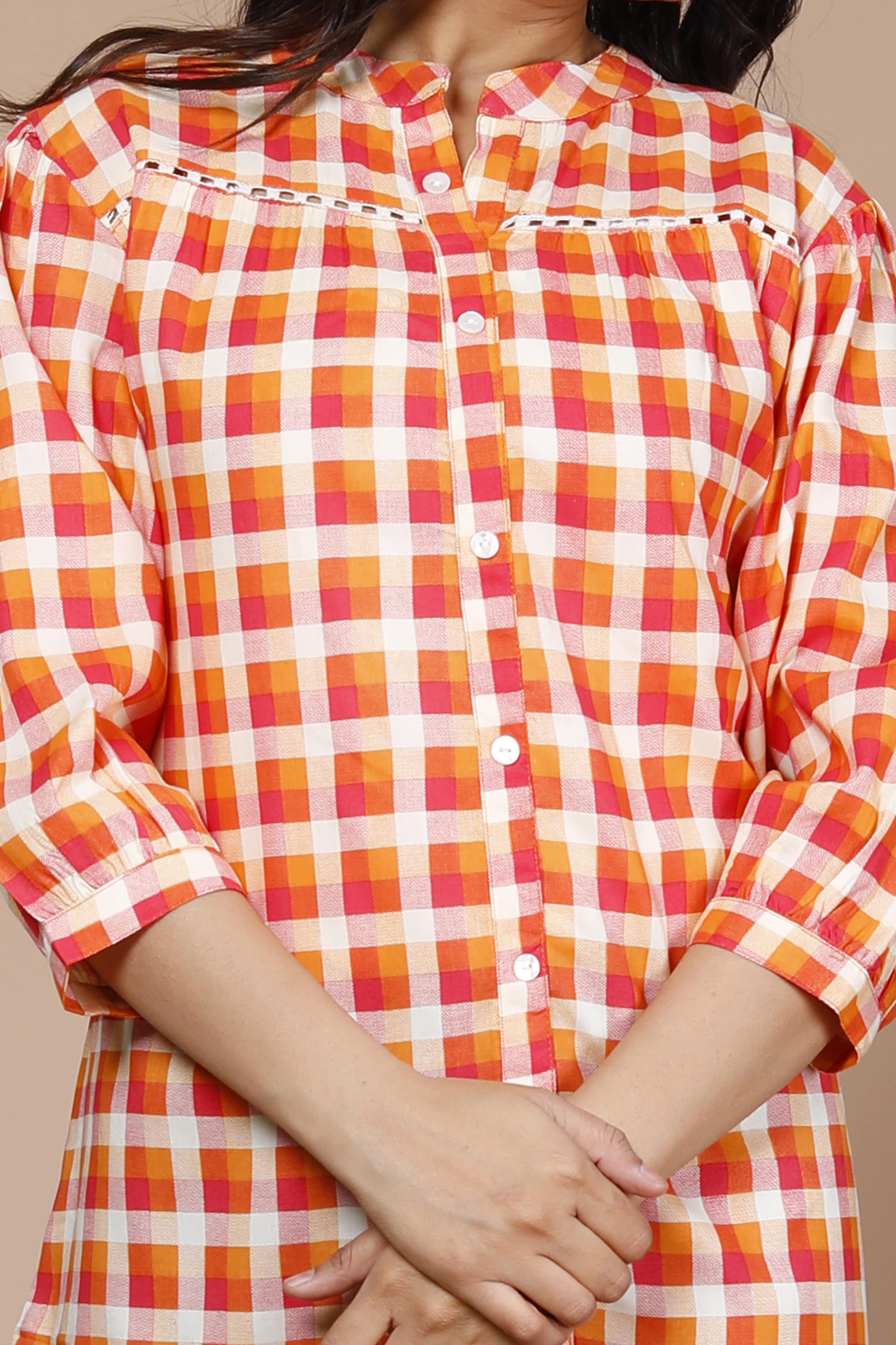 Checks that speak style – effortless, vibrant, you!