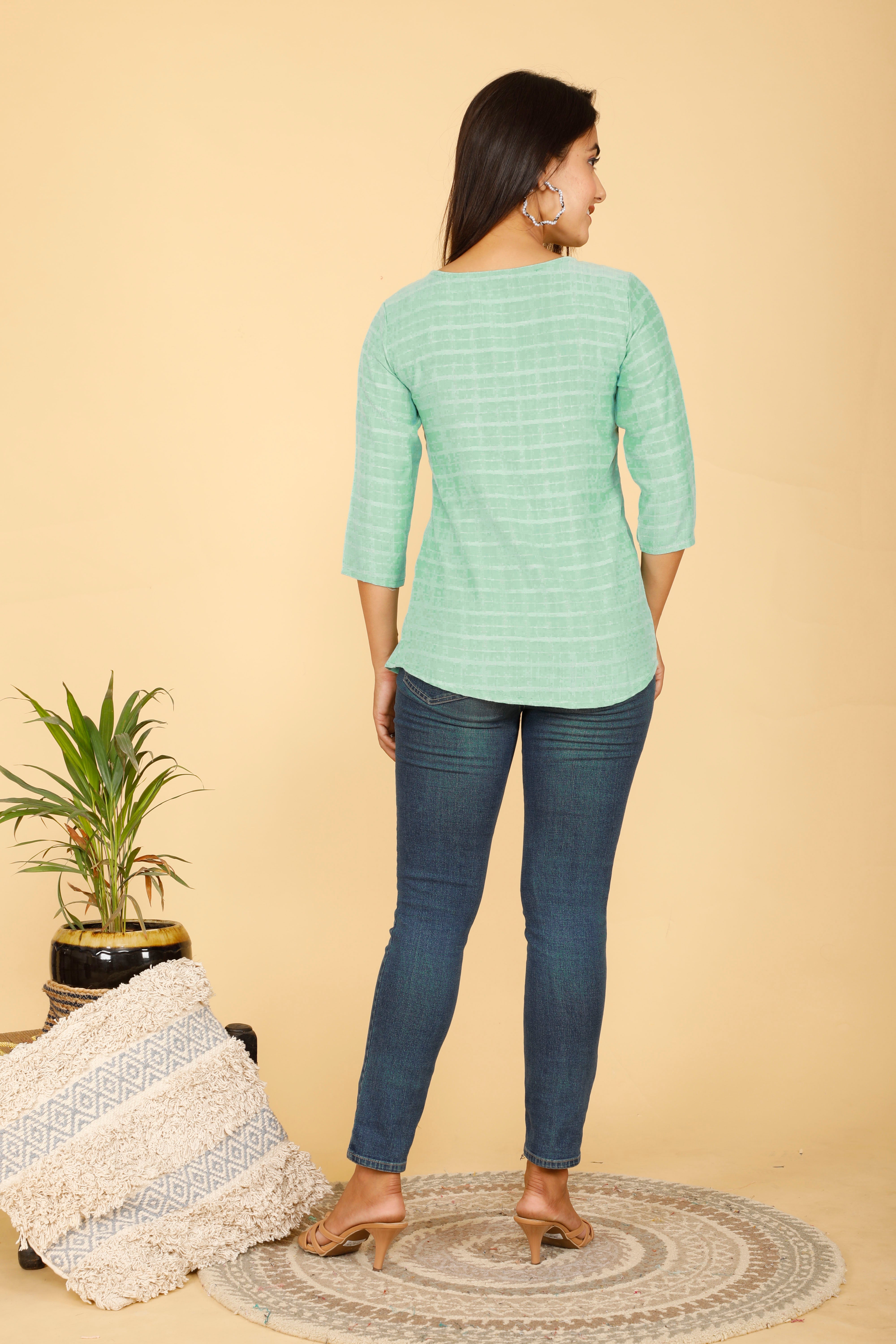 Fresh Look in Mint Green Top