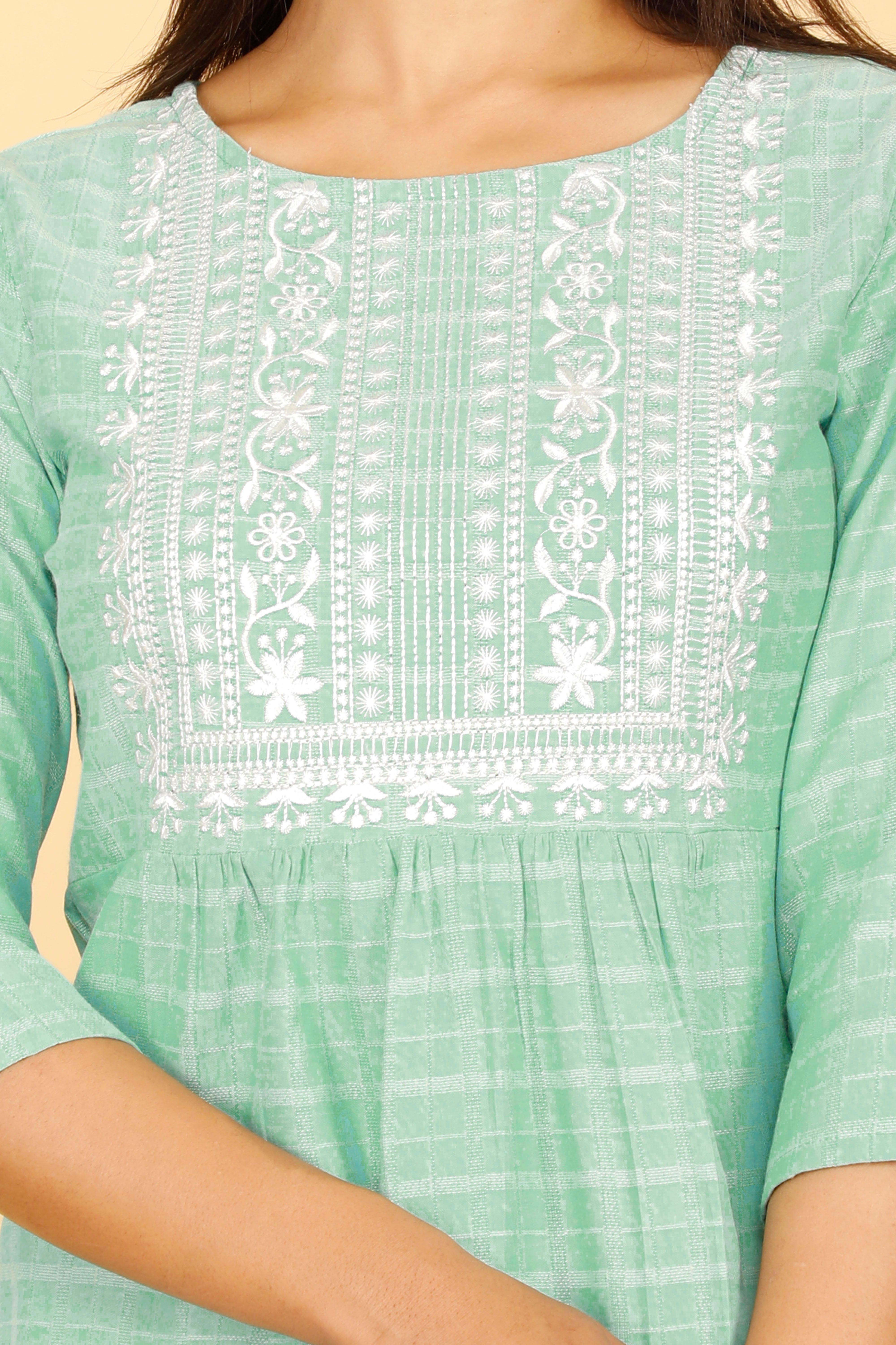 Fresh Look in Mint Green Top